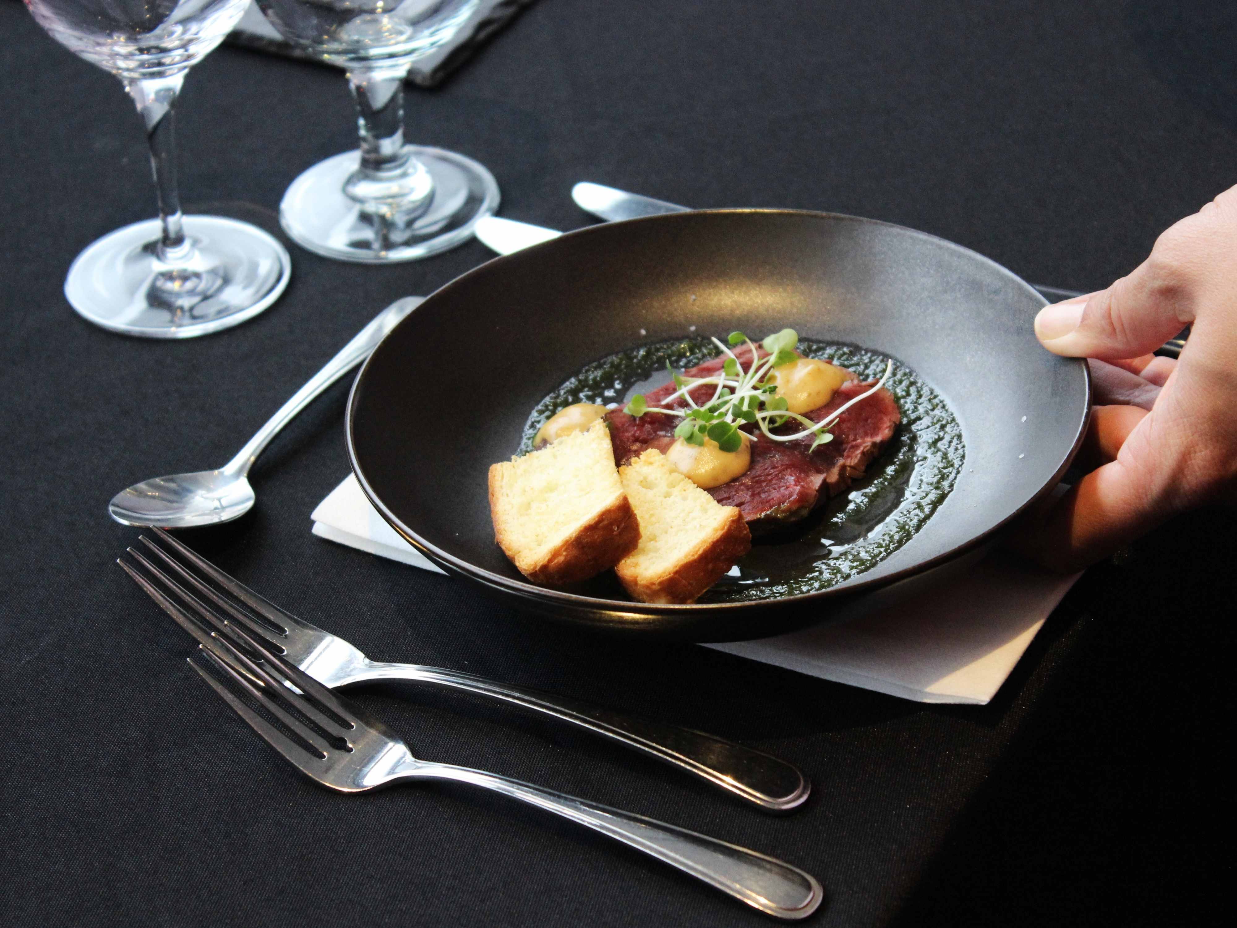 Entree tataki cerf 2026 3.jpg